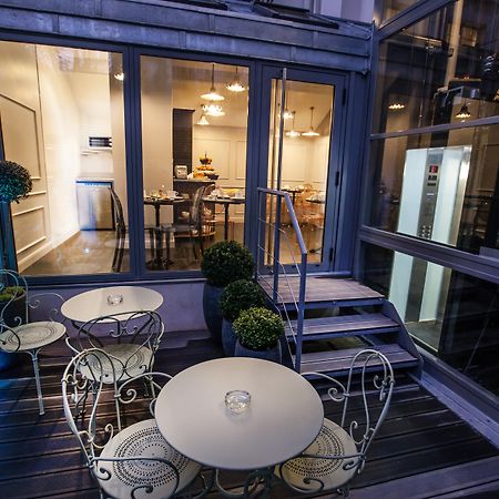Le Mireille Hotel Paris Exterior photo